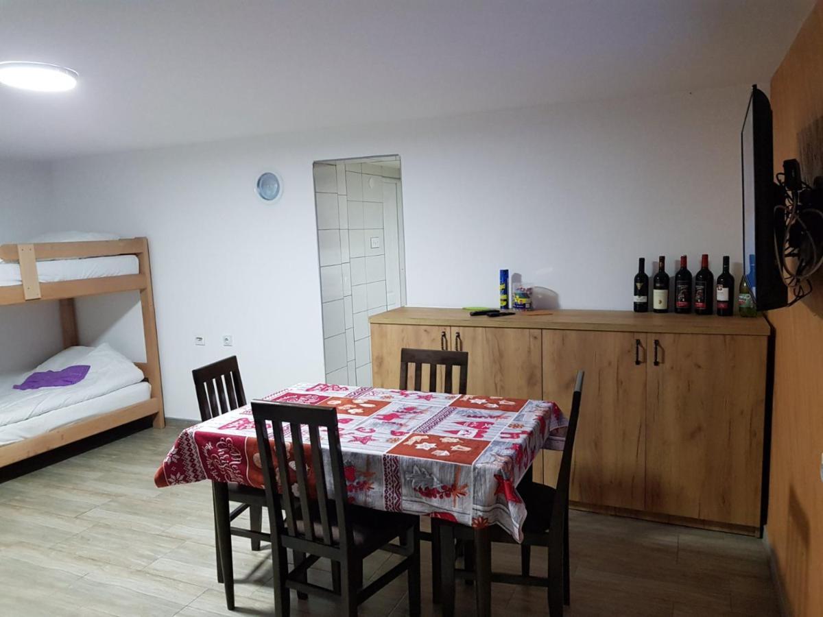 Kuca Stojanovica Topli Do Pirot Buitenkant foto