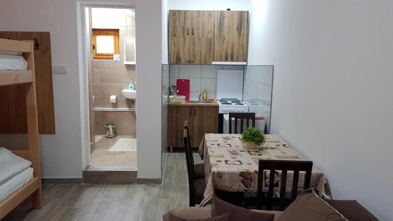 Kuca Stojanovica Topli Do Pirot Buitenkant foto